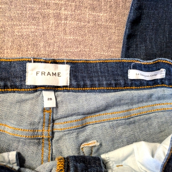 FRAME Le Garcon Crop 28 - Picture 10 of 11